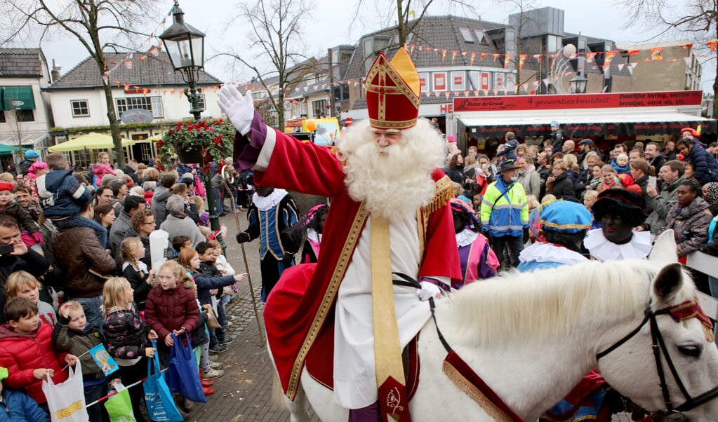Sinterklaas krijgt altijd een grootse ontvangst in Baarn.