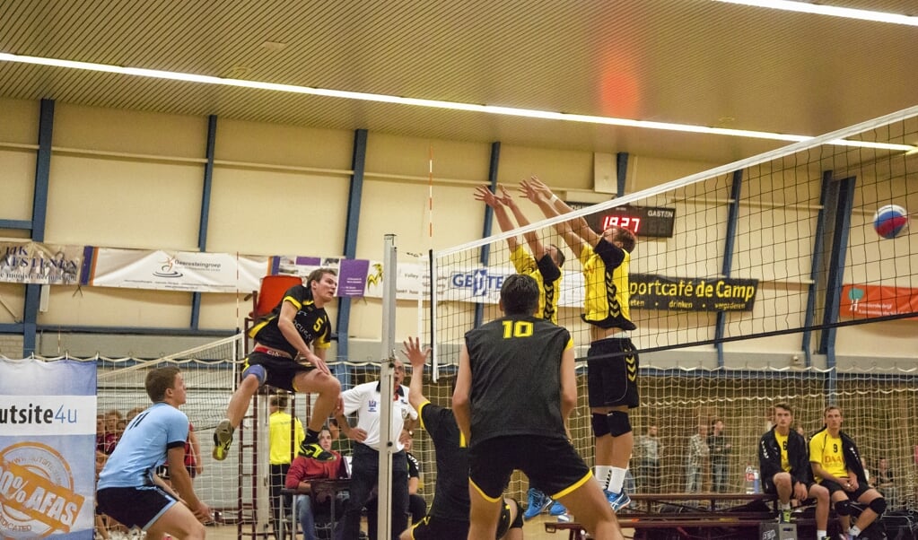 Het team in actie (corona was in die tijd nog niet uitgebroken).