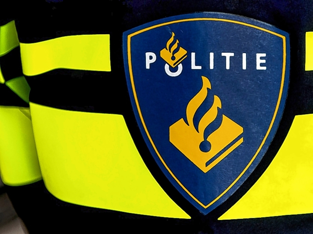 4586663_stock politie mouw politiejas.jpg