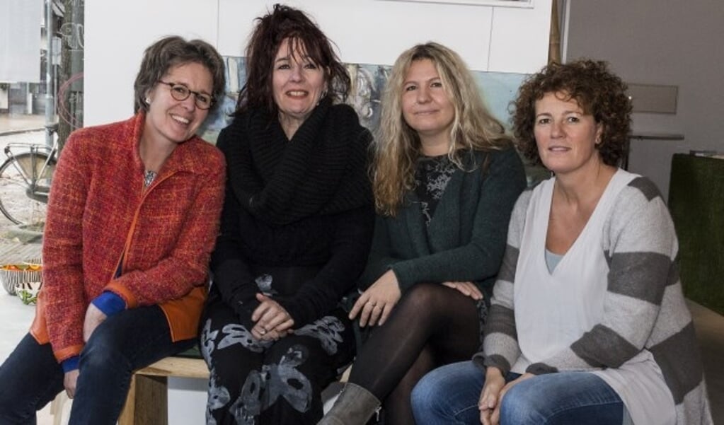 Jacqueline van Bergeijk, Thea Vos, Odylle Verkuijl en Anja van Rennes. Foto: Gelske Kwikkel