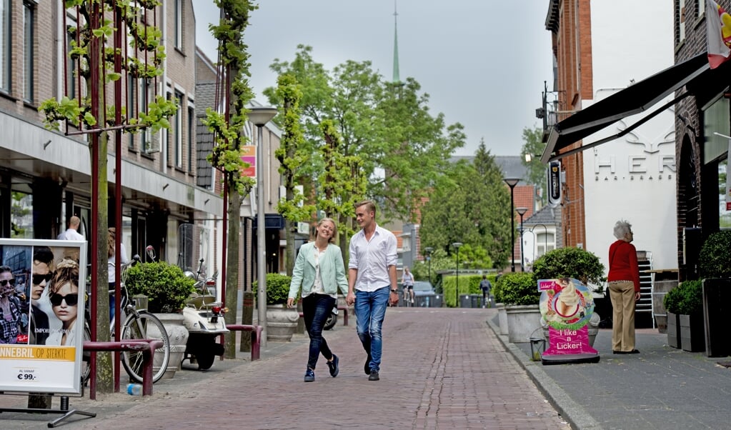 De Dorpsstraat wordt deels voetgangersgebied.