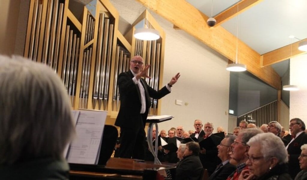 Zaterdag 4 november geeft het Veenendaals Christelijk Mannenkoor een concert in de Julianakerk, aanvang 19.30 uur.