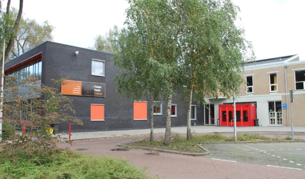 <p>Het KKC-gebouw aan Elegast. </p>