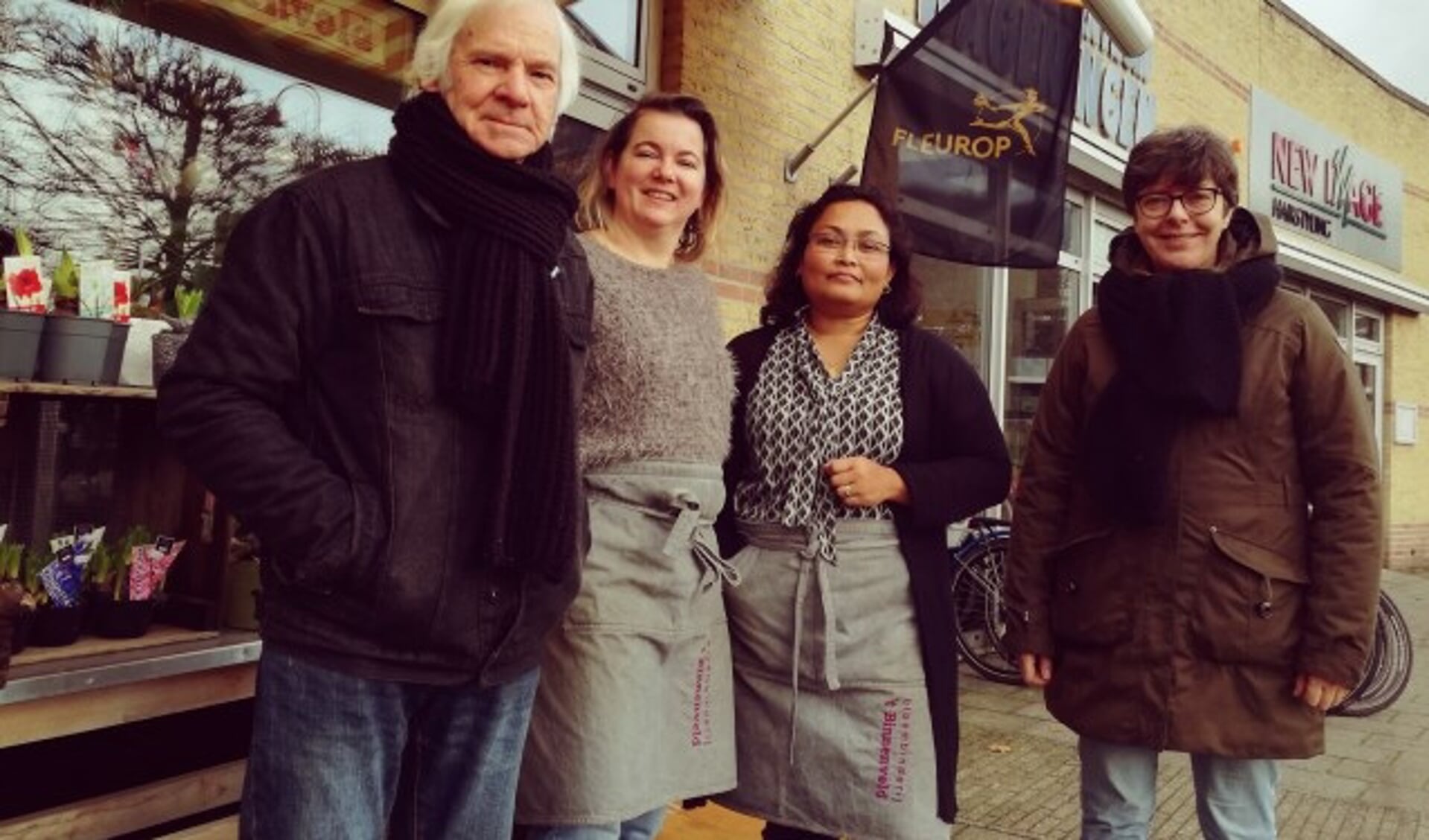 vlnr: Freek Krouwel, Angela, Patty en Angeline van Hoef.