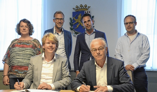 Tussen de gemeente en BLP is een overeenkomst gesloten voor de realisering van Woonpark Hoevelaken, archieffoto
