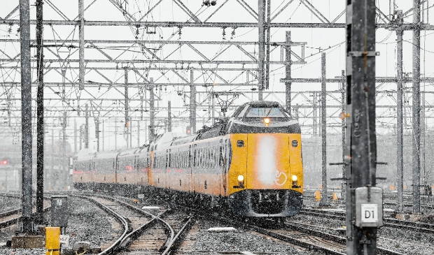 <p>2017-12-10 12:31:47 UTRECHT - De nieuwe dienstregeling van de Nederlandse Spoorwegen gaat in. Belang</p>