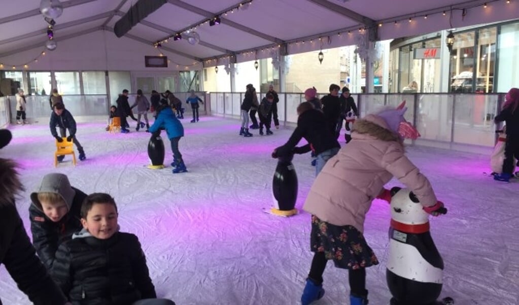 Vrijdag 19 januari wordt de schaatsbaan op Sportpark Blikkenburg feestelijk geopend.