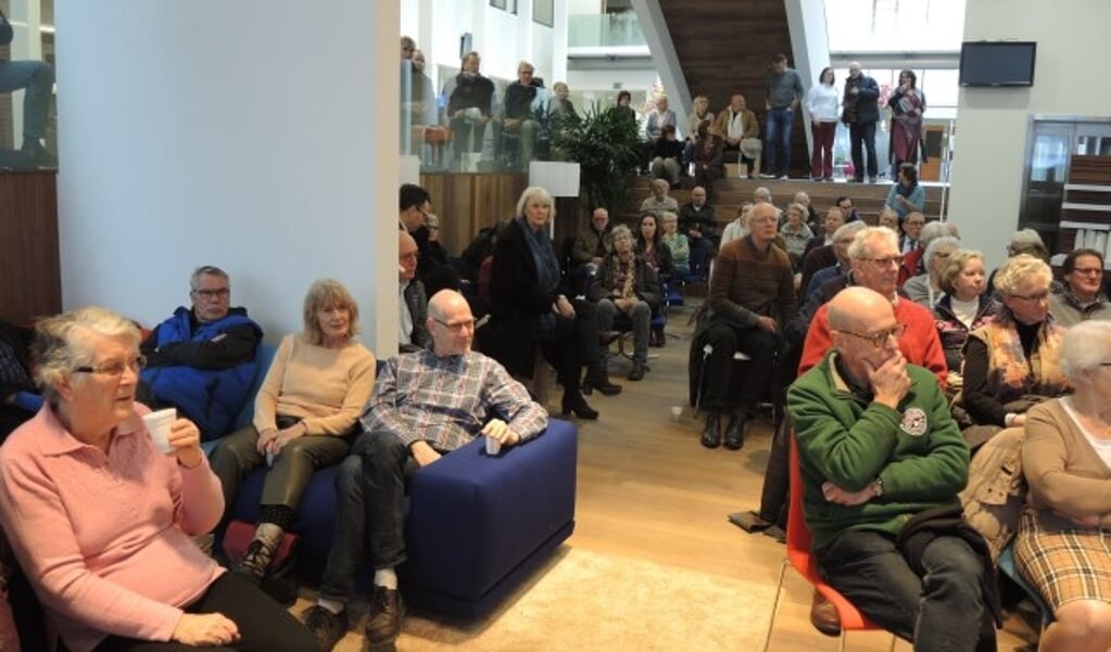 Broodje Geschiedenis In Gemeentehuis Veenendaal Een Schot In De Roos ...