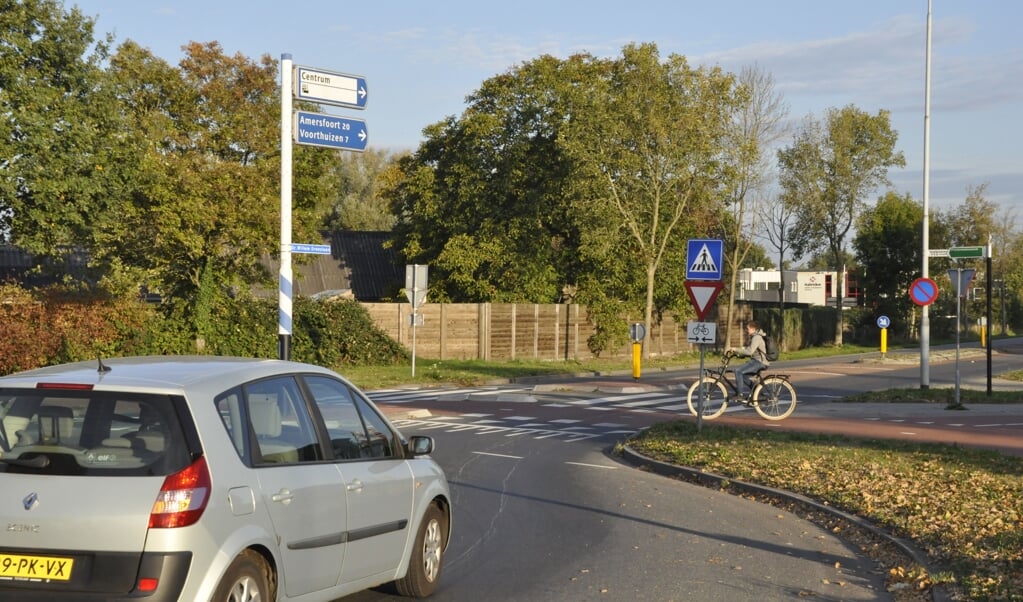 De verkeersveiligheid voor fietsers op de ovatonde in Barneveld wordt dit najaar onderzocht.