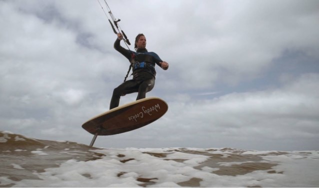 Plastic Soup Surfer Merijn Tinga in actie.