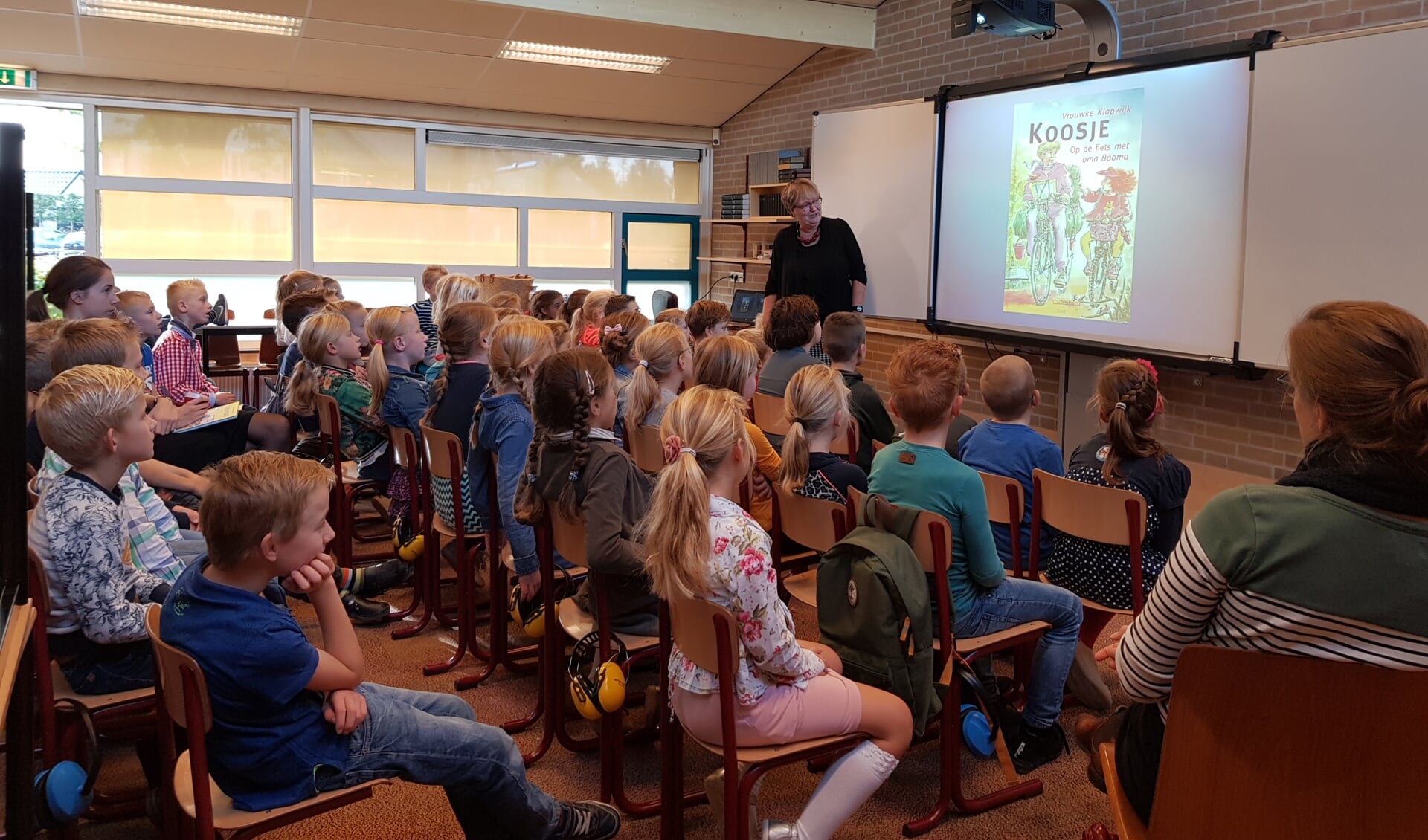 Aandacht voor kinderboekenschrijfster Vrouwke Klapwijk.