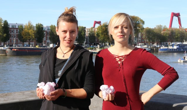 Kunstenaars Lonneke Jonker en Jessica van Deursen