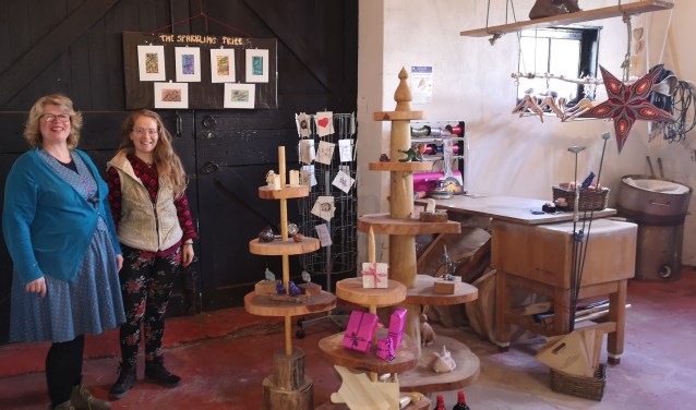 Benjamins (l) en Elbertse zijn er bijna klaar voor: de Winter Cadeau Experience is open op 22, 23 en 24 november.