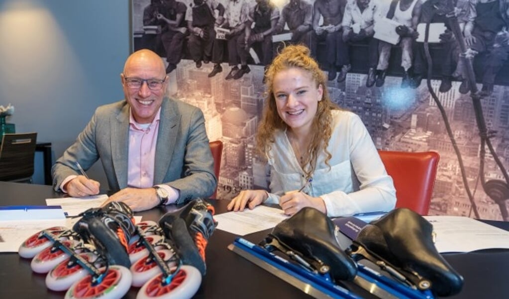 Bouwbedrijf Kelderman ondersteunt de Bennekomse schaatster en skeelerster (17) Marit van Beijnum om haar Olympische dromen te realiseren. (foto: John Voermans)