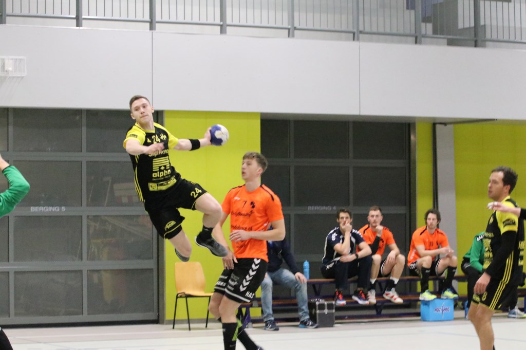Stipt Payroll/Houten tegen Kras Volendam2