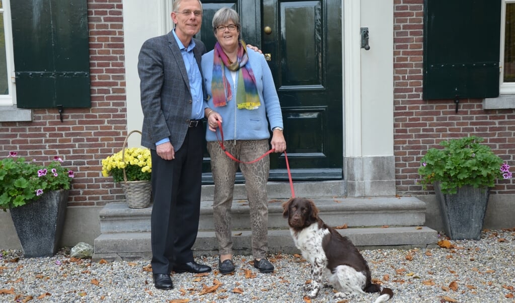 Ds. Henk Steinvoort, zijn vrouw Renny en hond Fiep
