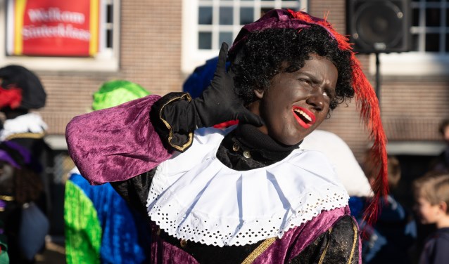 De pieten wilden het enthousiasme van de kinderen wel horen.