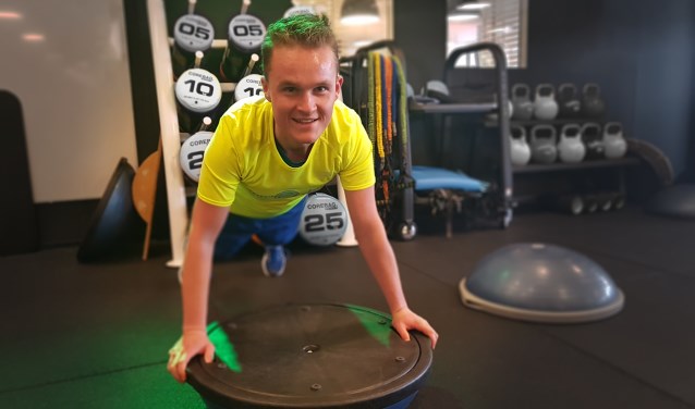 Kaj voelt zich thuis in de sportschool.