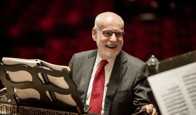 Ton Koopman brengt op vrijdag 15 februari muziek van Bach en Telemann in de Edesche Concertzaal.