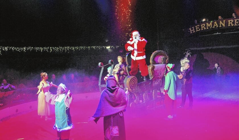 Vorig jaar bracht ook de kerstman een bezoekje aan het Kerstcircus.