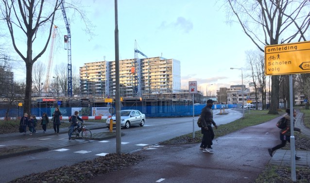 Komt er binnenkort een oplossing voor de onveilige verkeerssituatie op de Satellietbaan?