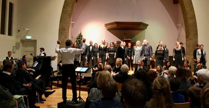 Popkoor Basic & Full Color bij het concert van afgelopen zaterdag in de Nieuwe Kerk.