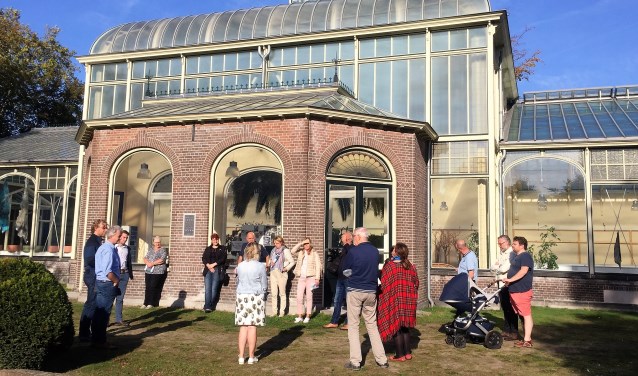 In het Cantonspark worden maandelijks rondleidingen gegeven.