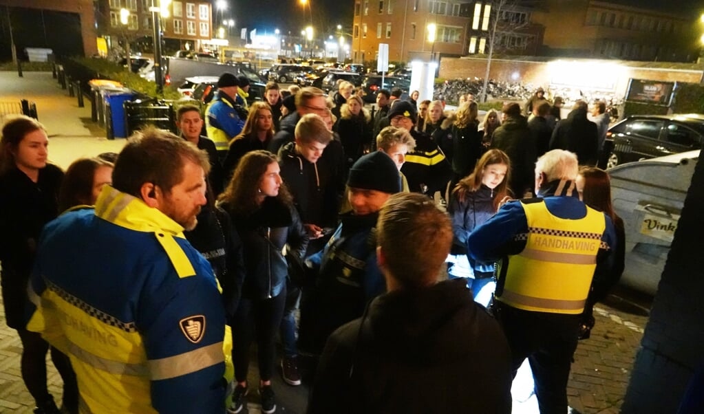 Politie en boa's hielden vorig weekend preventieve blaastesten onder jonge horecabezoekers in Barneveld.