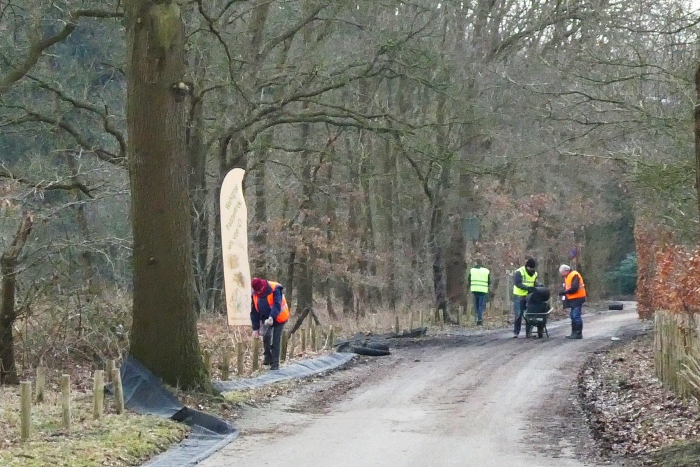 Paddennetten plaatsen