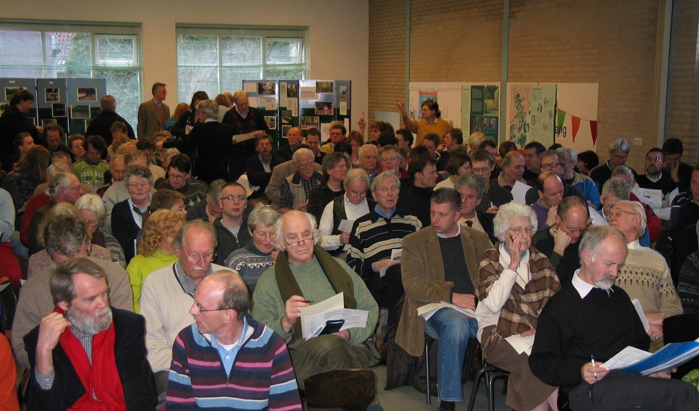 Discussie met raadsleden op 4 maart 2006.