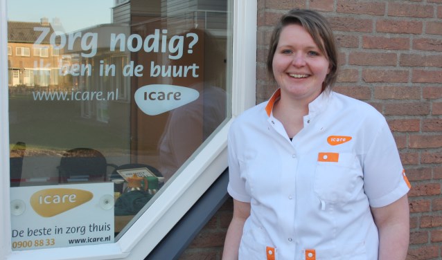 Wijkverpleegkundige Nienke van Kammen van Icare Putten.
