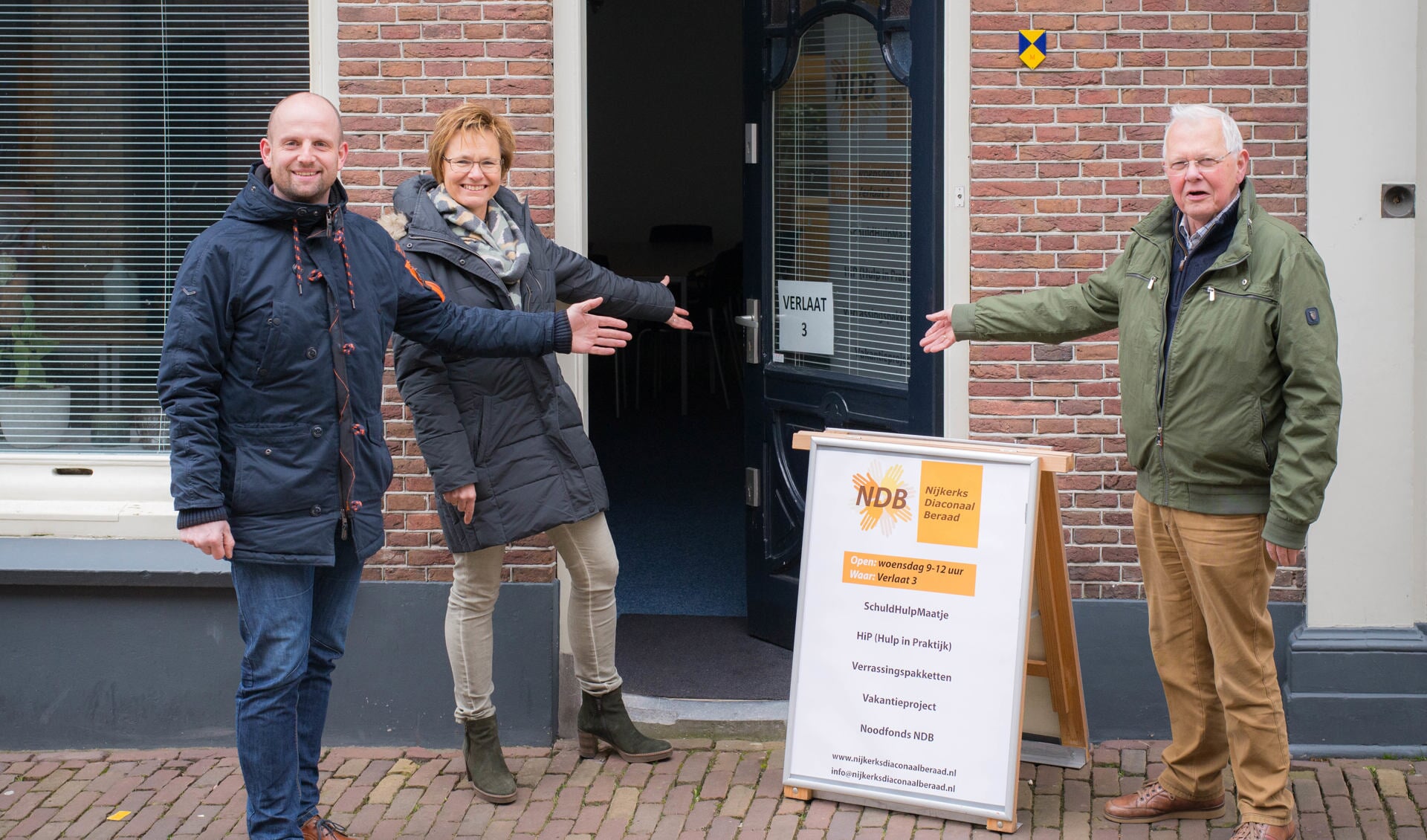Erik Vreekamp, Hanneke Heining en Piet Schreuder van het NDB bij Verlaat 3