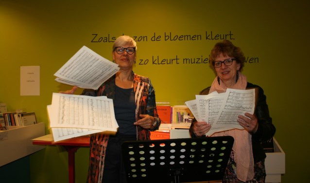 Erna van Hees (l) en Marianne van Hooren.