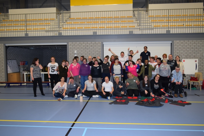 Groepsfoto met de enthousiaste sporters