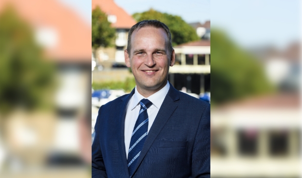 <p>oud-burgemeester Bram van Hemmen.</p>
