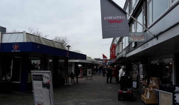 <p>Een deel van de winkels op het Burgemeester Winklerplein.</p>
