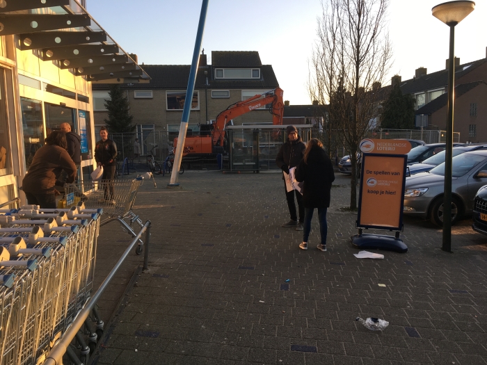 T@B actief bij de supermarkt