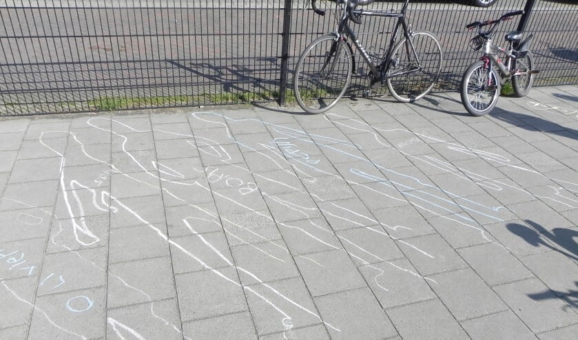 Het lijkt wel of hier een ernstig ongeluk gebeurd is waarbij meerdere slachtoffers zijn aangegeven.