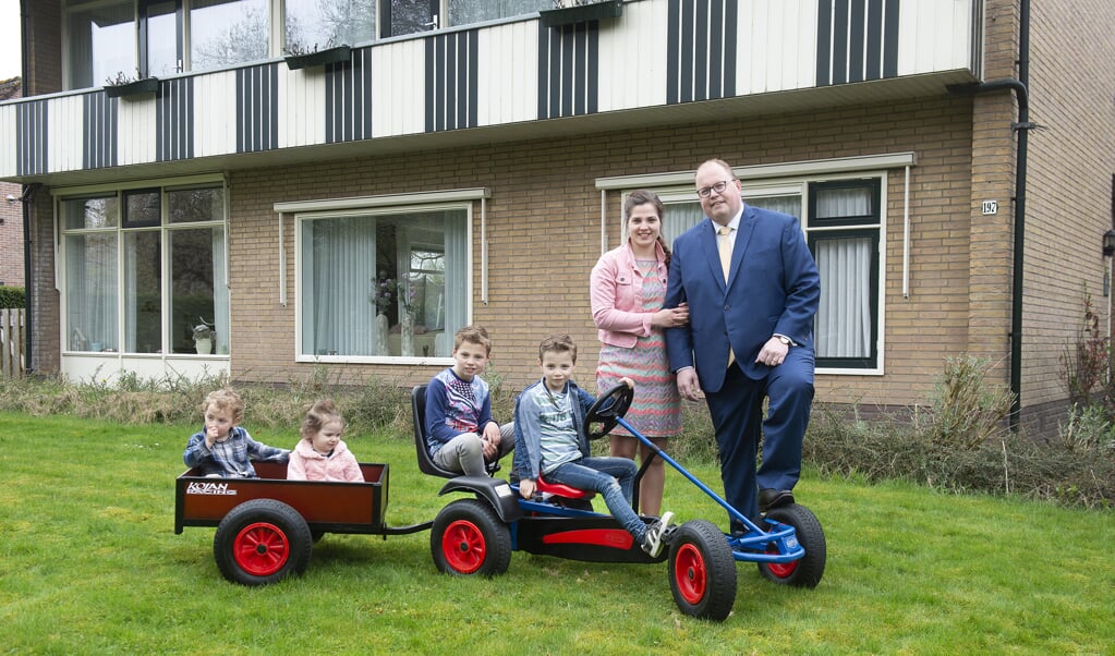 Burgemeester Ben Visser met zijn gezin.