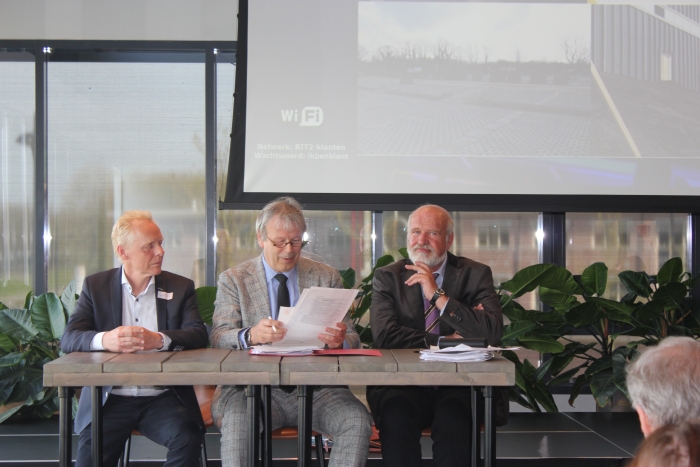 Onderteking akte van oprichting FHV