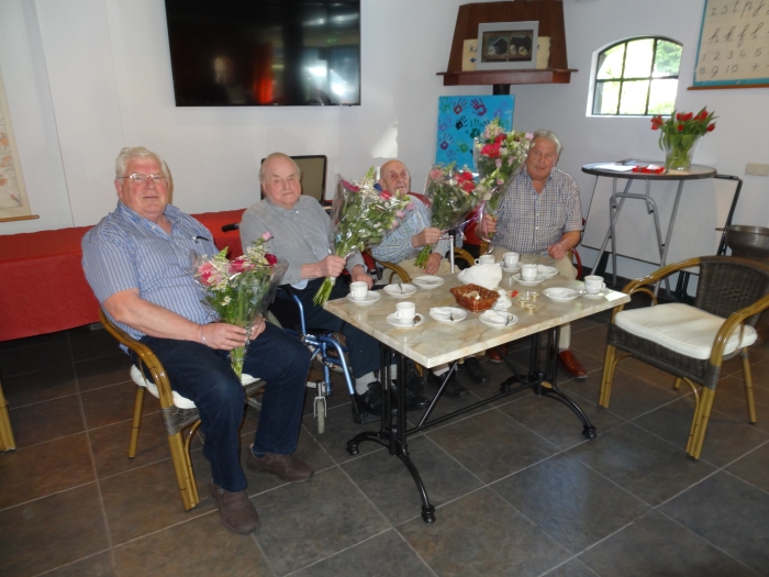 Jan Moesbergen, Jan Sannema, Tijmen van Harselaar en Bertus van Appeldoorn