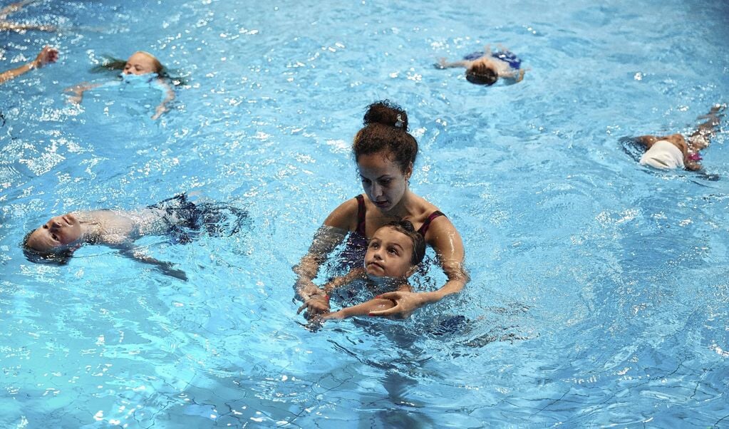 Den Haag, 25 Juli 2013Zwemschool Mulder Sport, zwemles in de zomervakantieANP MARTIJN BEEKMAN                               