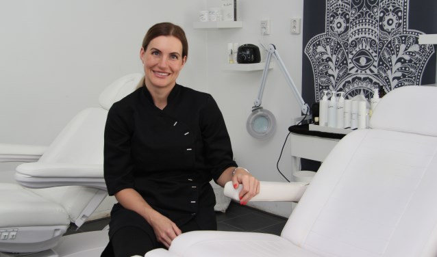 Tamarah Brouwer viert haar jubileum met stralende aanbiedingen.
