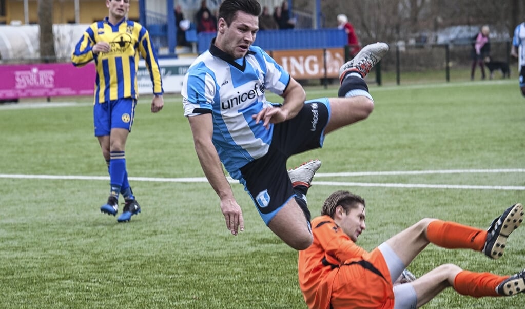 Spits Koen van Dijk in zijn mogelijk laatste optreden voor FC Driebergen