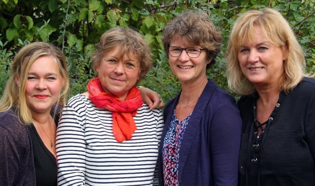 Het team van Stichting Present