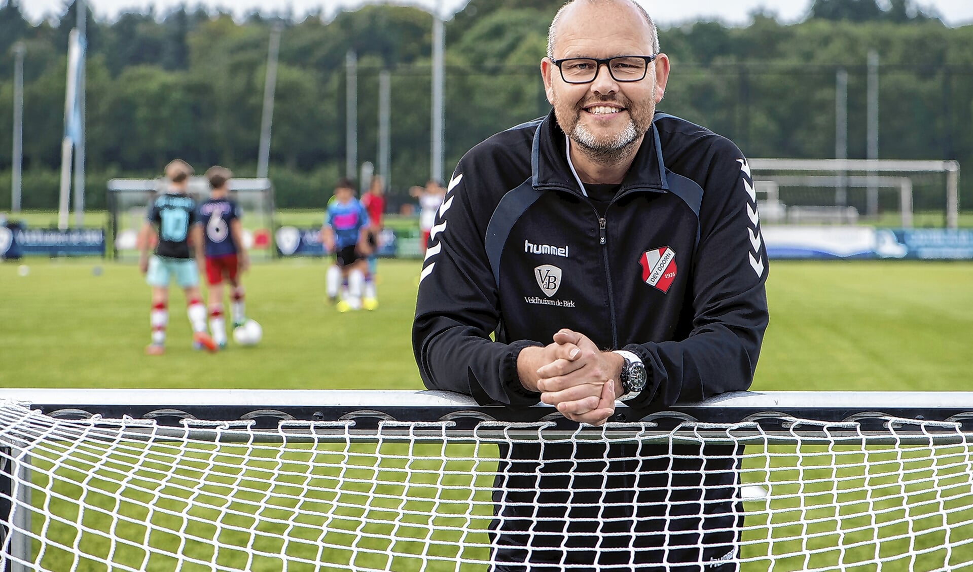 Michel van Aken ook volgend seizoen actief als hoofdtrainer van DEV