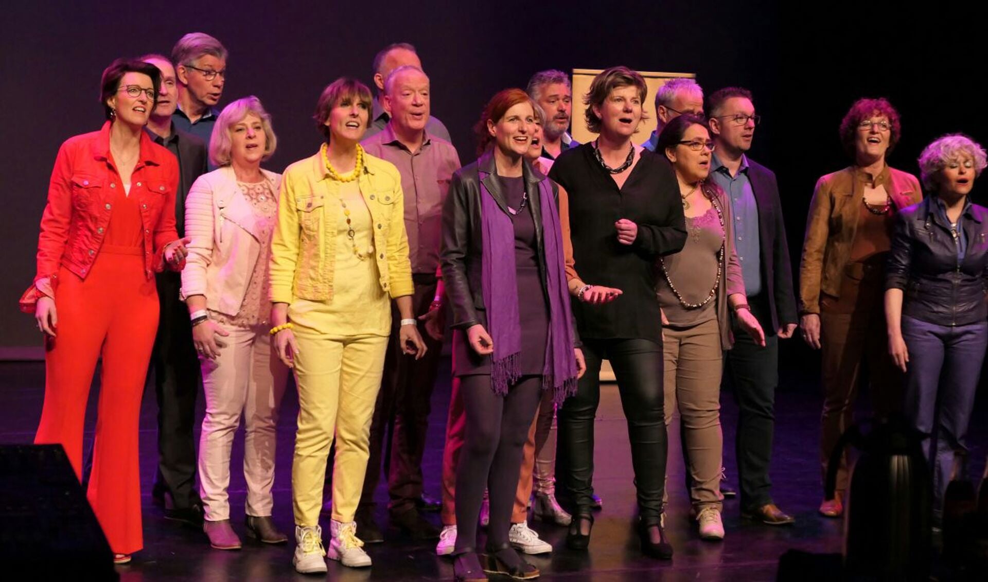 Theaterkoor 'Prove It' tijdens een van hun optredens.