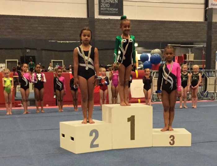 zilver voor Ishana