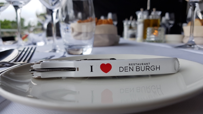De unieke VIP tent staat klaar voor de finalisten