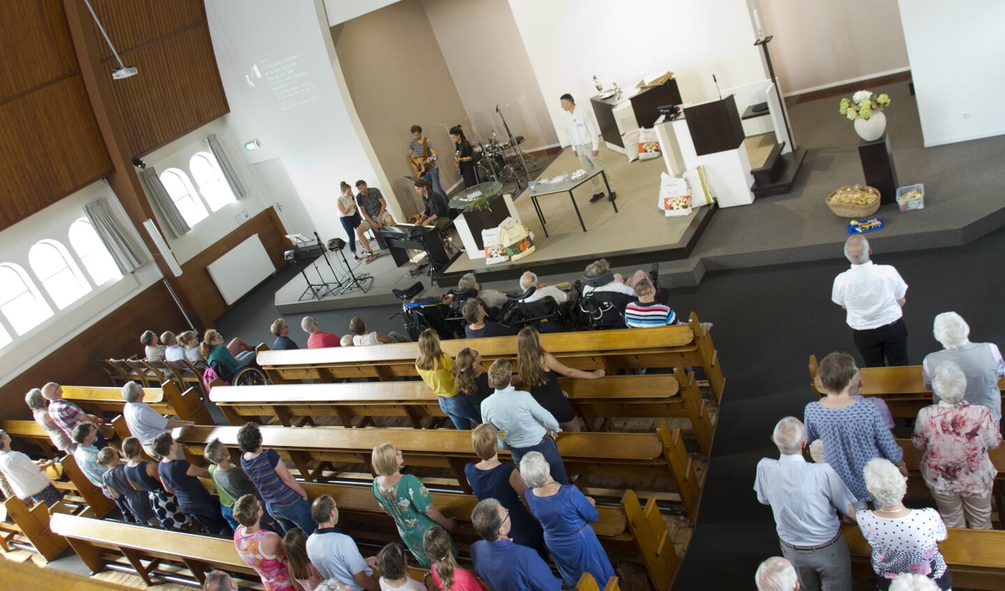 Een kerkdienst in de gereformeerde kerk vrijgemaakt (GKv) in Nieuwland in 2018.